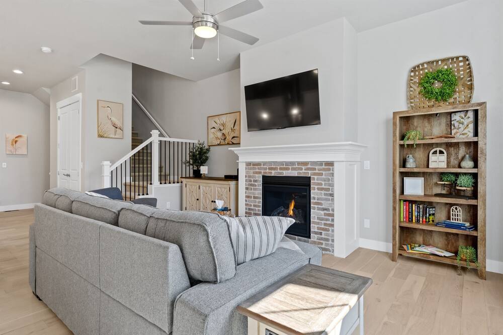 Photo of Livingroom in Loveland