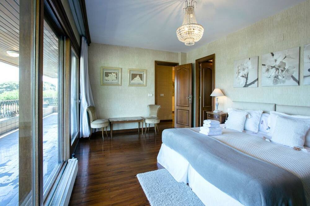 Photo of Bedroom in Hondarribia