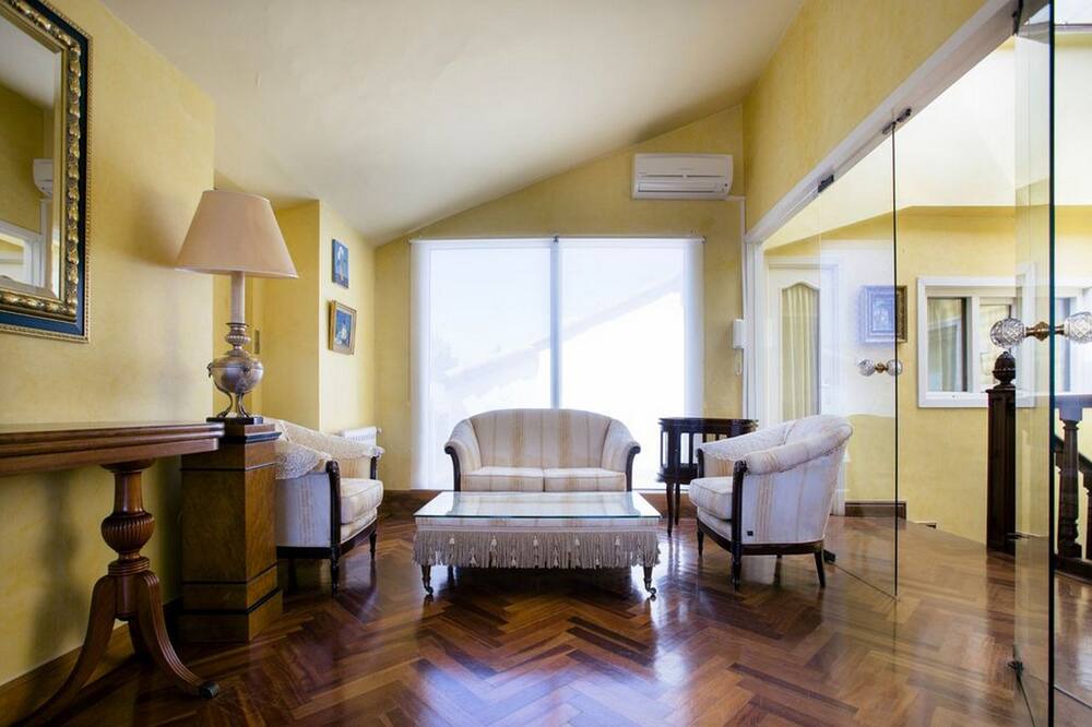 Photo of Bedroom in Hondarribia