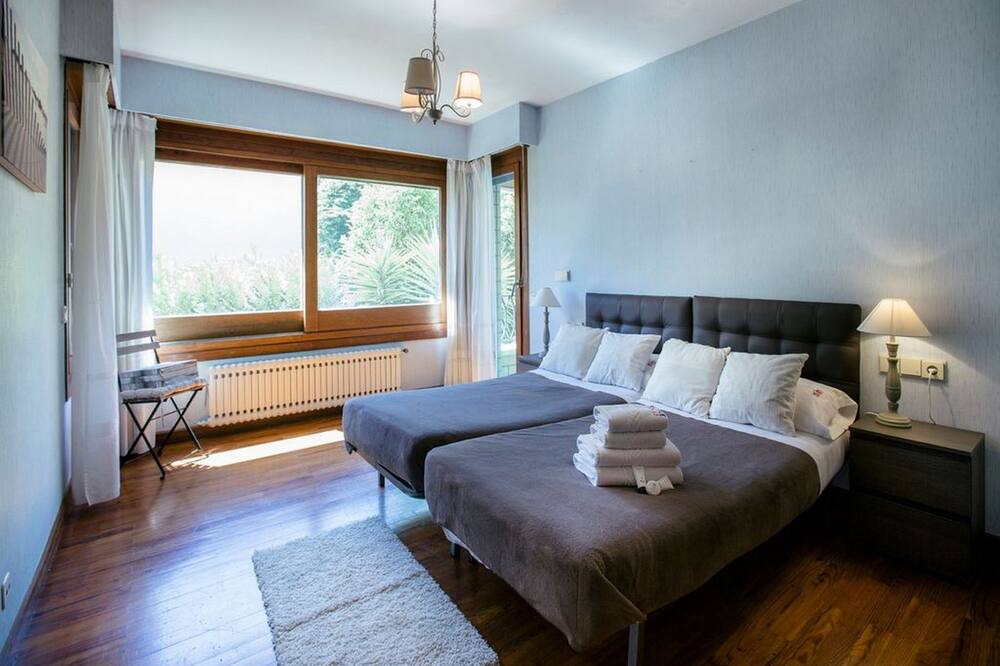 Photo of Bedroom in Hondarribia