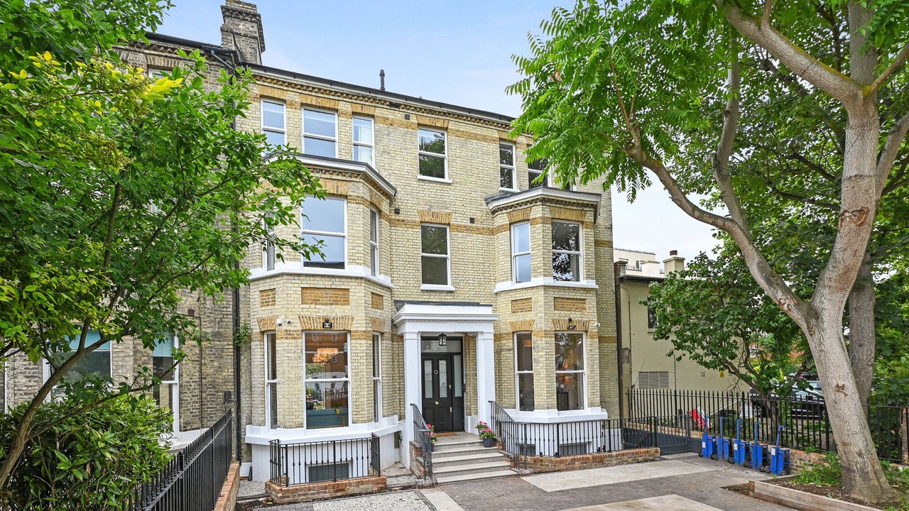 Photo of Buildings in Balham
