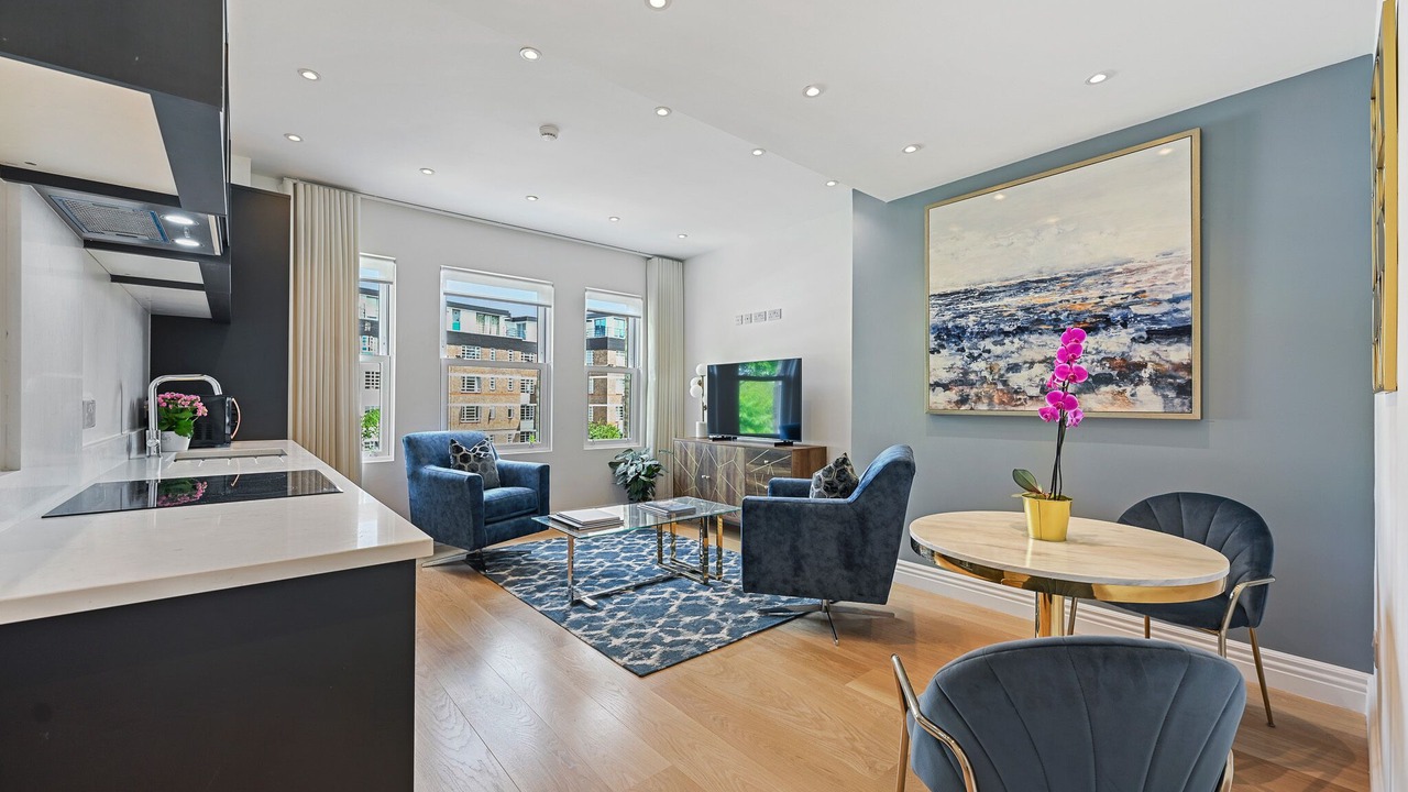 Photo of Others in Balham