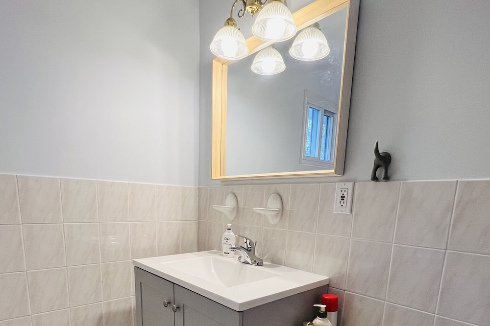 Photo of Bathroom in Glen Cove