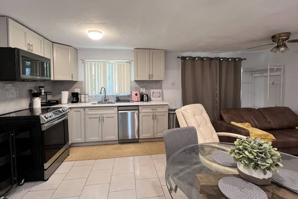 Photo of Others in Glen Cove