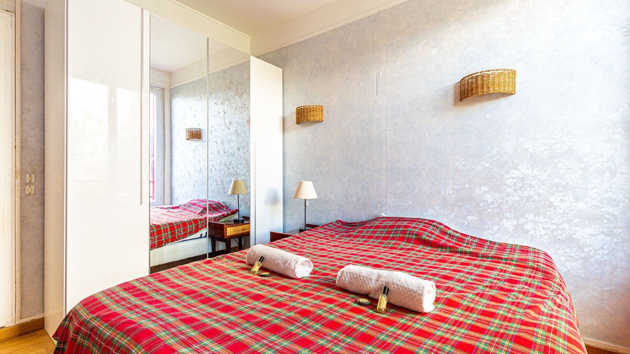 Photo of Bedroom in Clamart