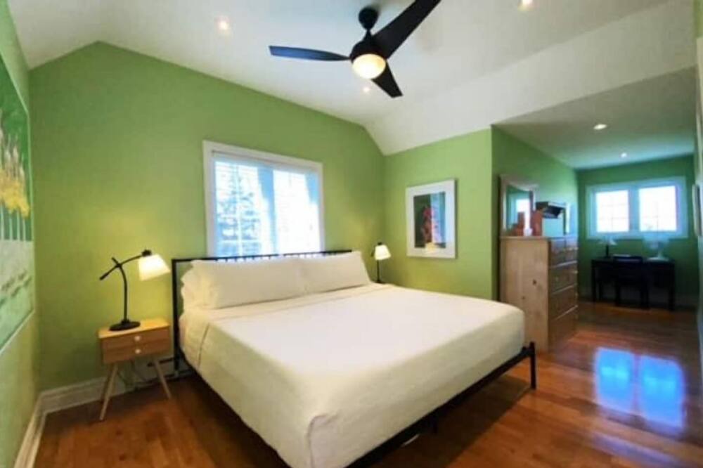Photo of Bedroom in Dunnville