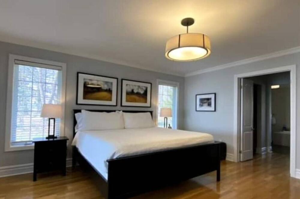 Photo of Bedroom in Dunnville