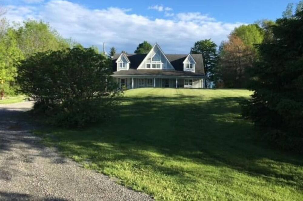 Photo of Outdoor in Dunnville