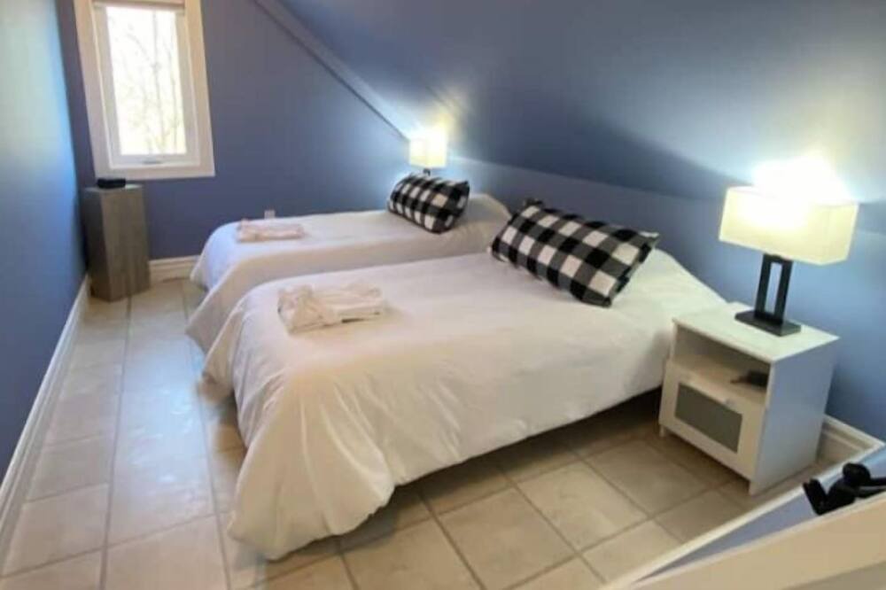 Photo of Bedroom in Dunnville