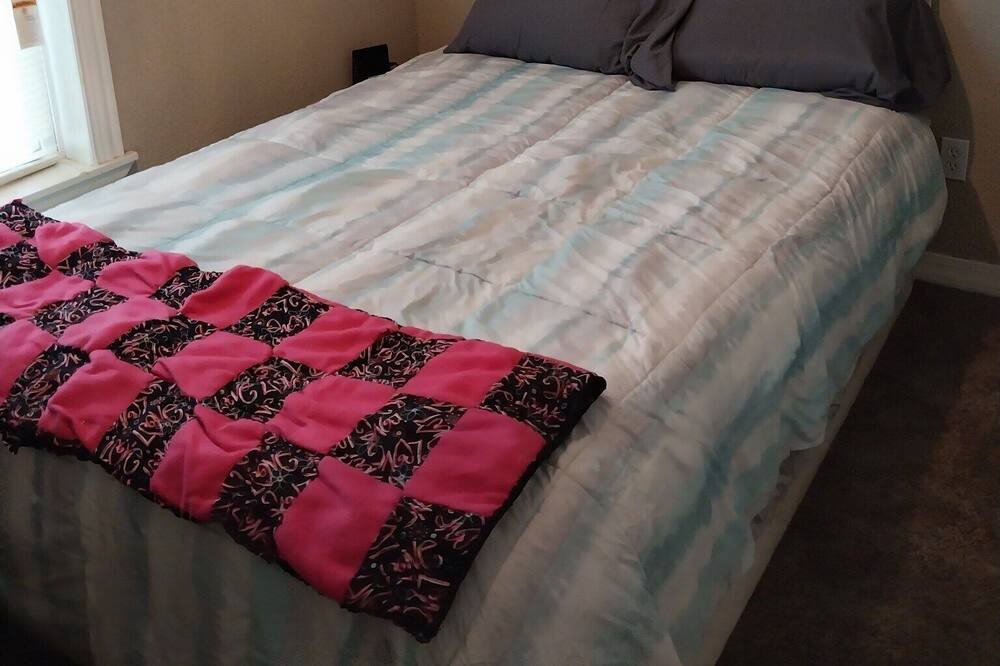 Photo of Bedroom in Valliant