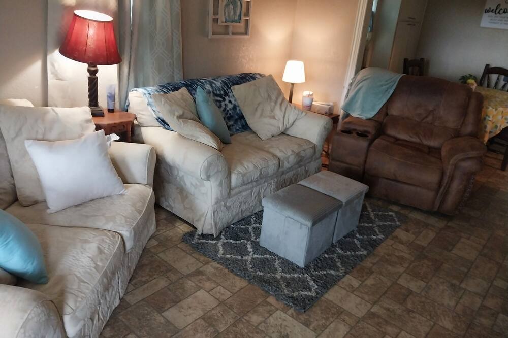 Photo of Livingroom in Valliant
