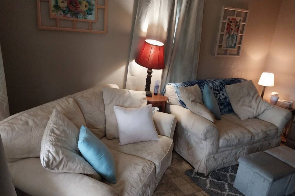 Photo of Livingroom in Valliant