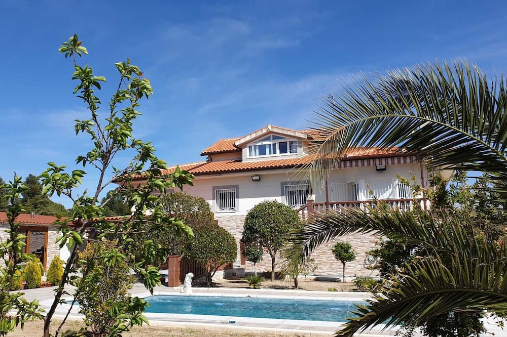 Photo of Outdoor in Numancia de la Sagra