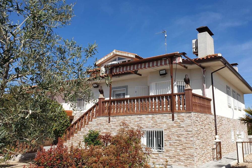 Photo of Outdoor in Numancia de la Sagra