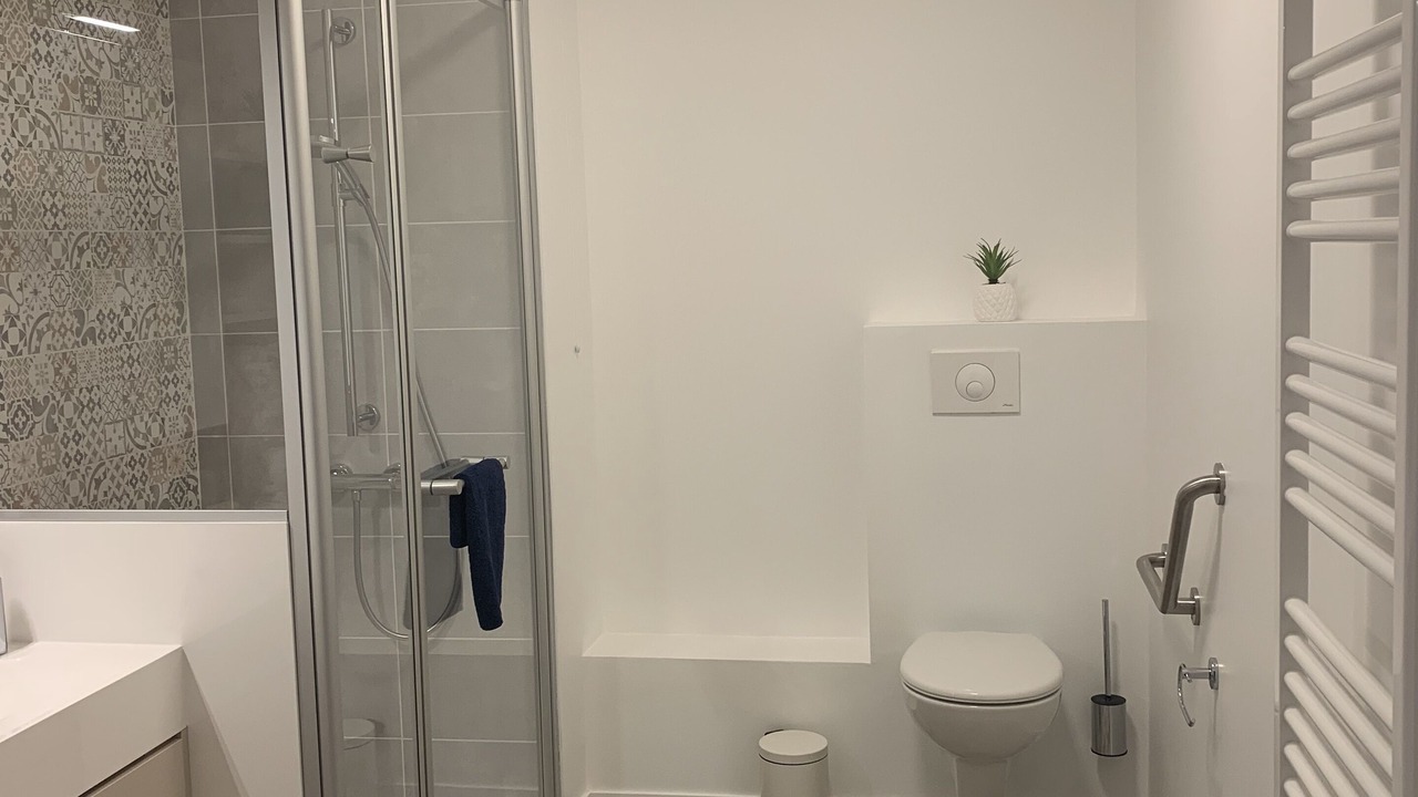 Photo of Bathroom in Poissy