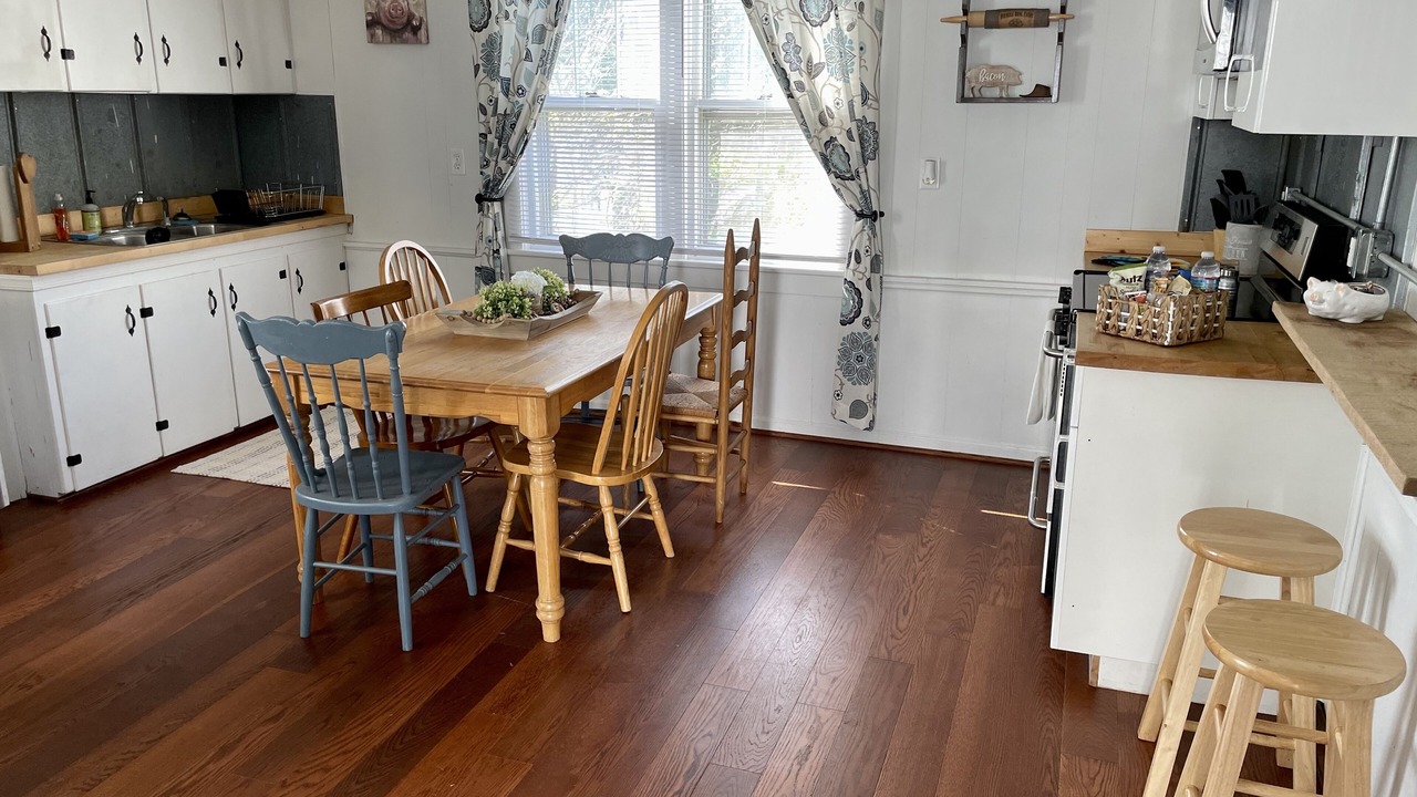 Photo of Kitchen in Broadway