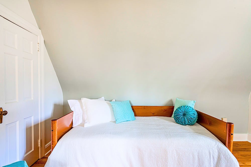 Photo of Bedroom in Tallman