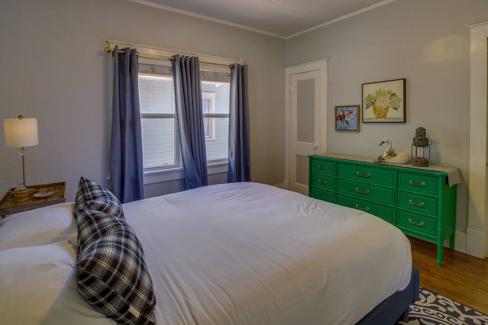 Photo of Bedroom in Downtown Tulsa