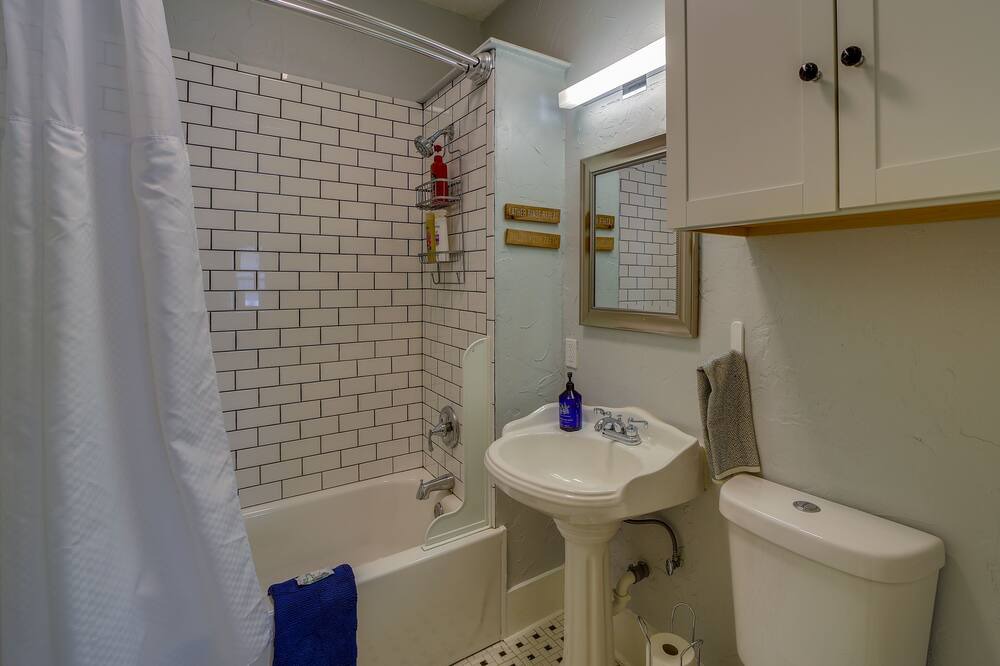 Photo of Bathroom in Downtown Tulsa