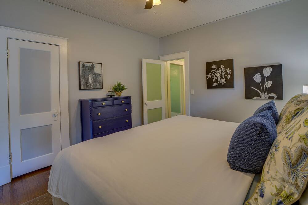 Photo of Bedroom in Downtown Tulsa