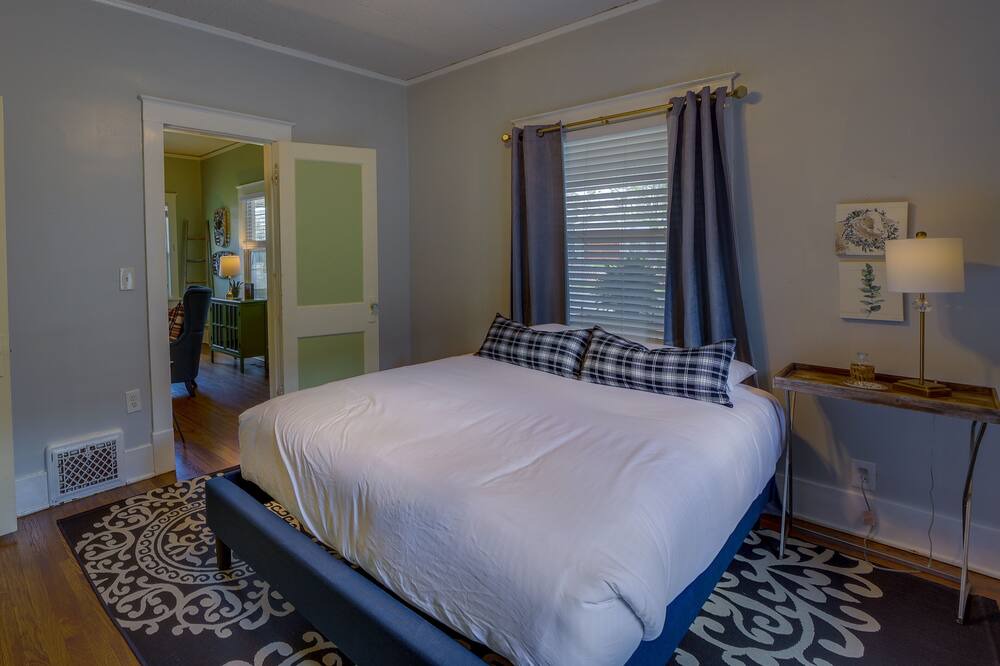 Photo of Bedroom in Downtown Tulsa