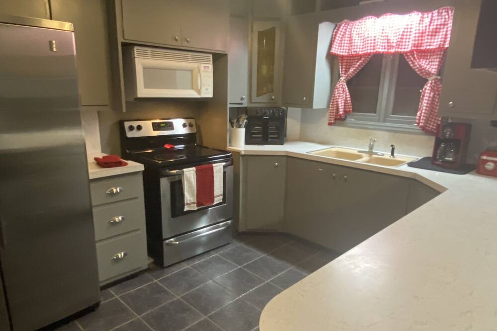 Photo of Kitchen in Dawn