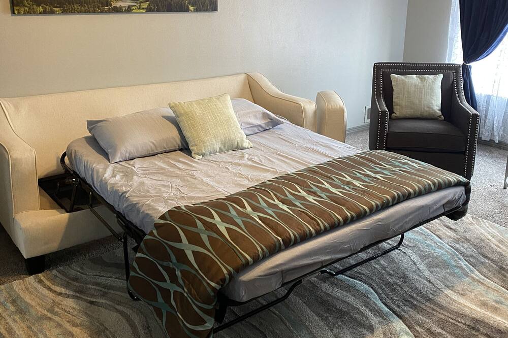 Photo of Livingroom in Dawn