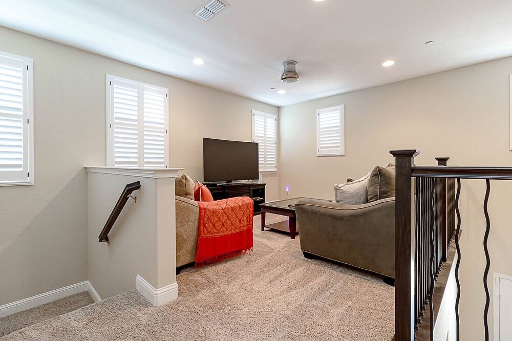 Photo of Others in Lathrop