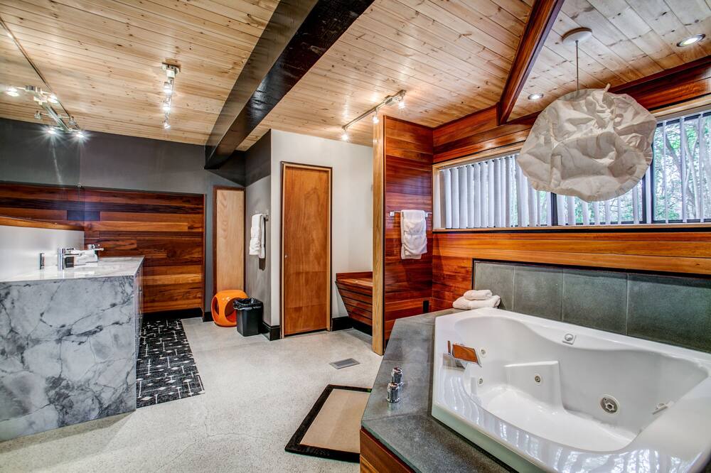 Photo of Bathroom in Lochwood