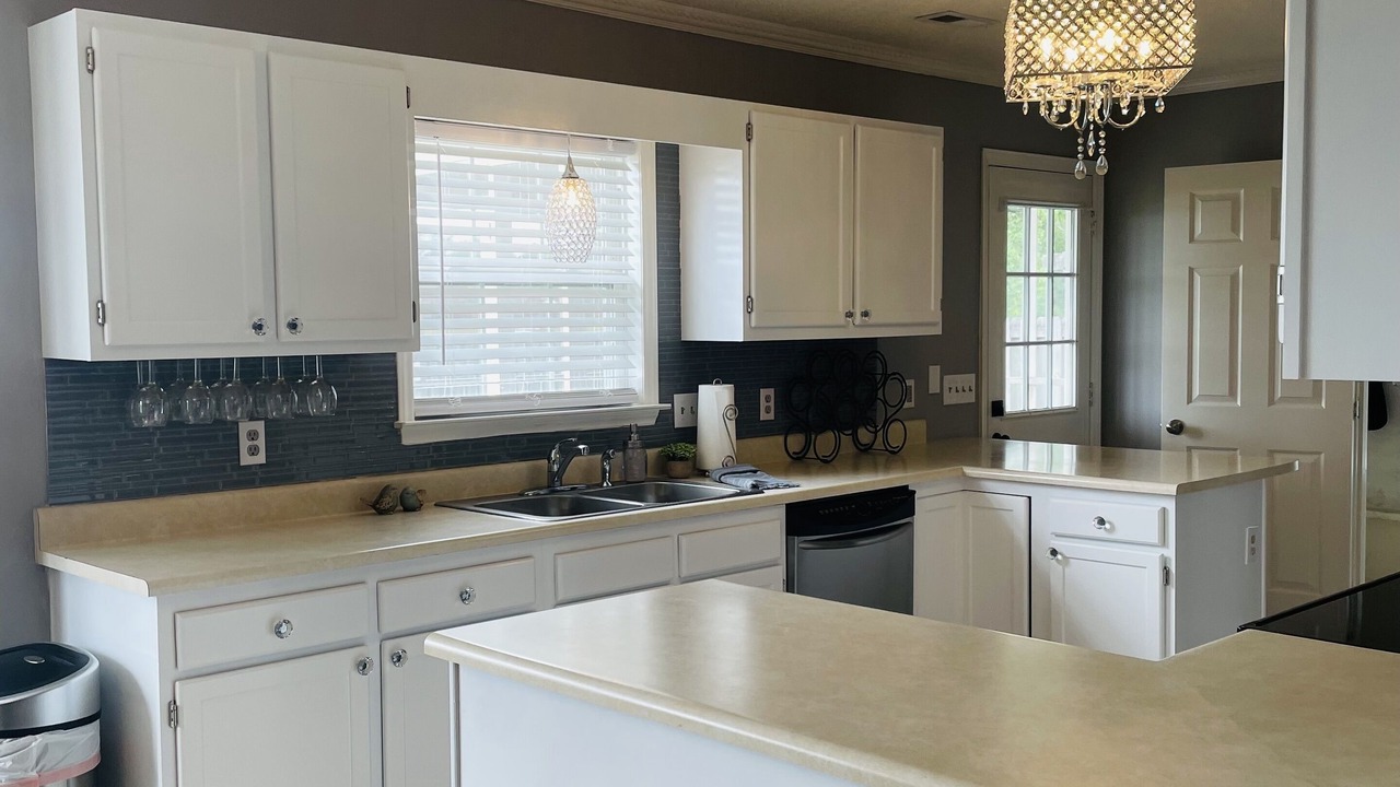 Photo of Kitchen in Murraysville