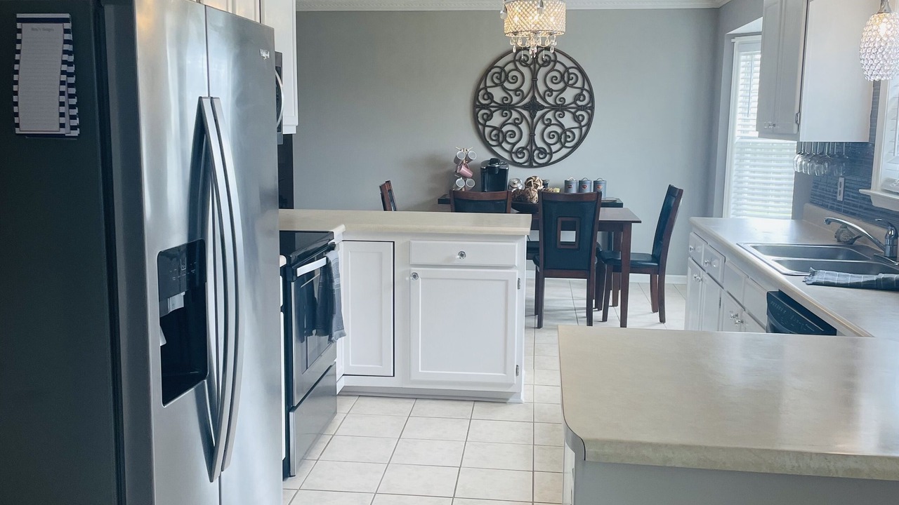 Photo of Kitchen in Murraysville