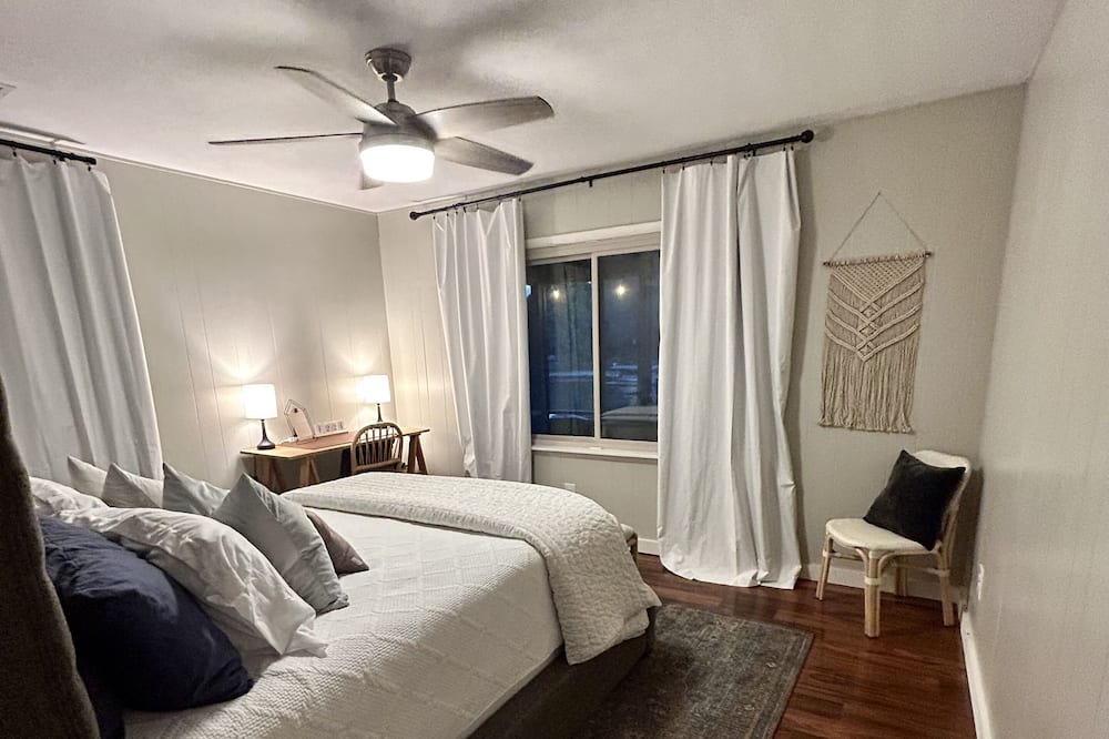 Photo of Bedroom in Crane Hill