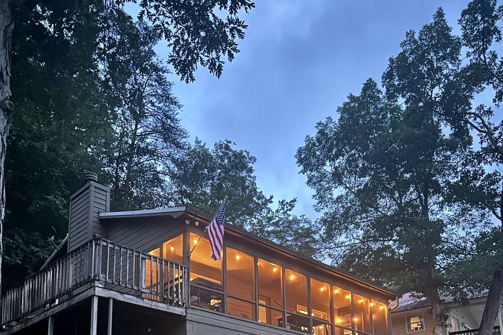 Photo of Outdoor in Crane Hill