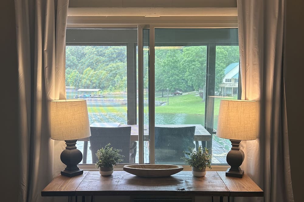 Photo of Others in Crane Hill