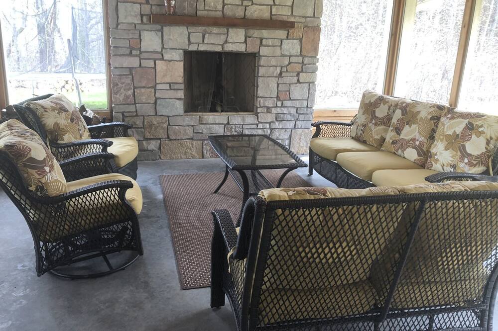 Photo of Outdoor in Sturgeon Lake