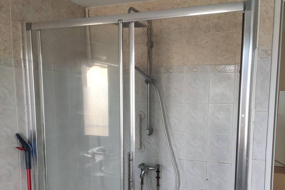 Photo of Bathroom in Carrieres-sous-Poissy