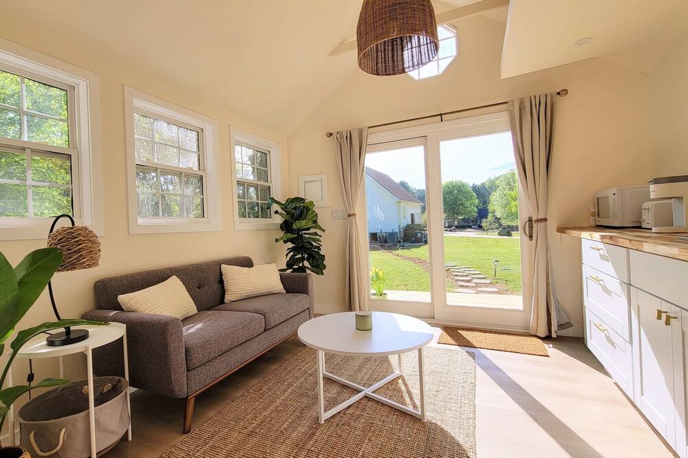 Photo of Others in Griffin