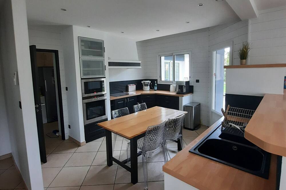 Photo of Kitchen in Saint-Brevin-l'Ocean