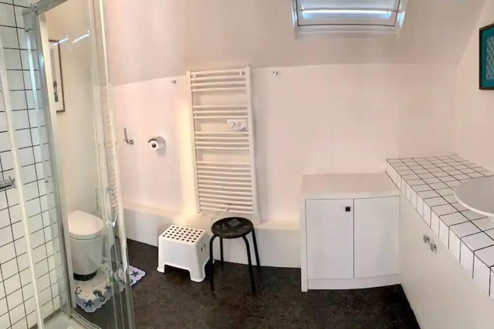 Photo of Bathroom in Ile-aux-Moines