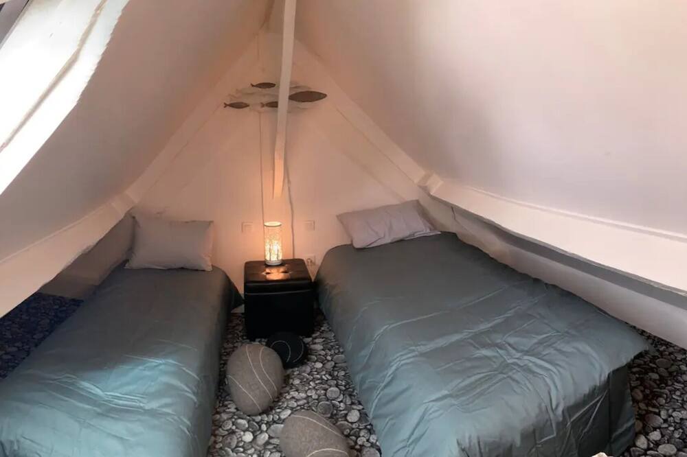 Photo of Bedroom in Ile-aux-Moines