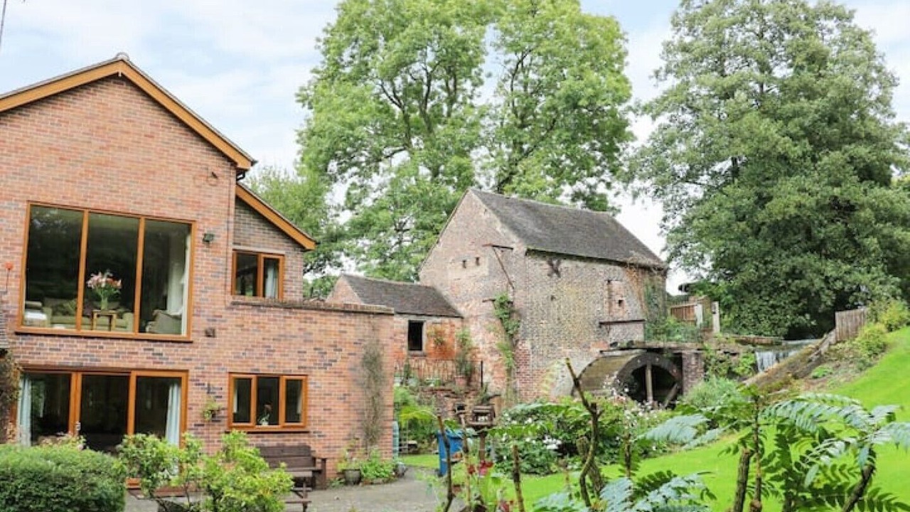 Photo of Outdoor in Moddershall