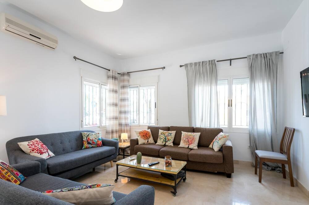 Photo of Livingroom in San Bernardo