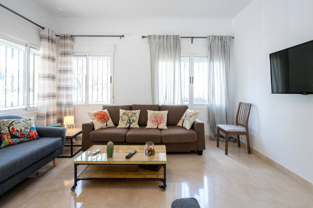 Photo of Livingroom in San Bernardo