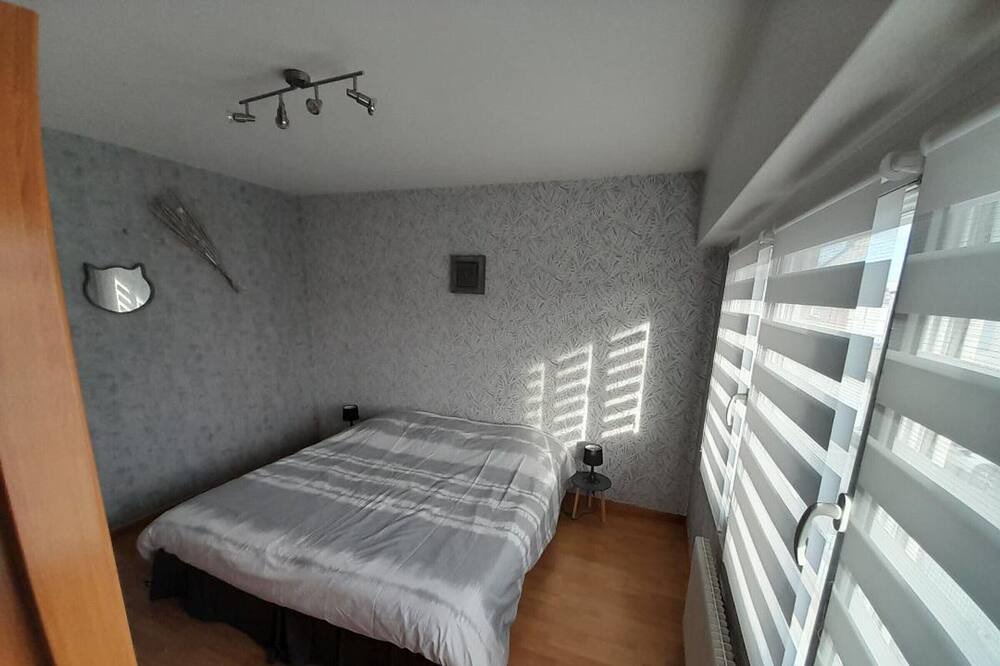 Photo of Bedroom in Coudekerque-Branche