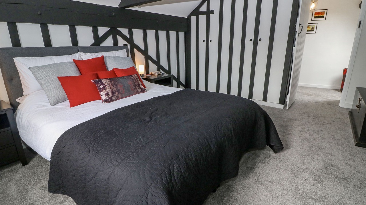 Photo of Others in Burford