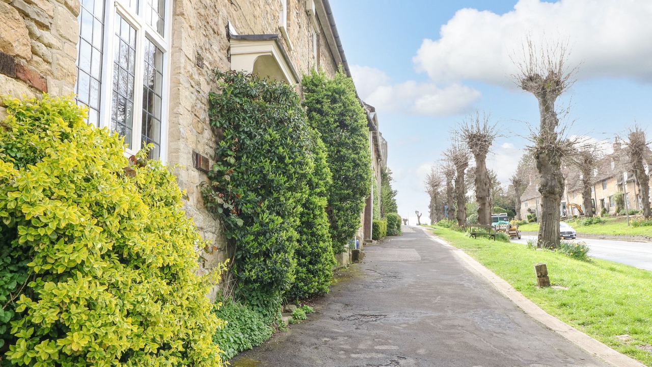 Photo of Outdoor in Burford