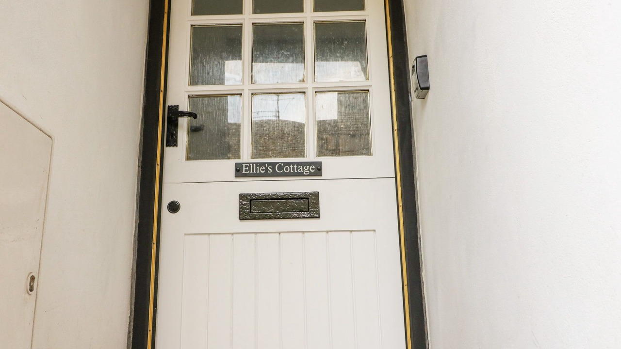 Photo of Outdoor in Burford