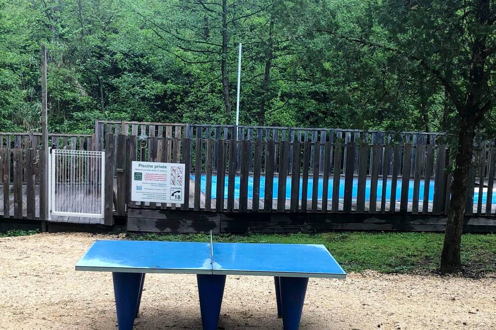 Photo of Outdoor in Saint-Jean-de-Valeriscle