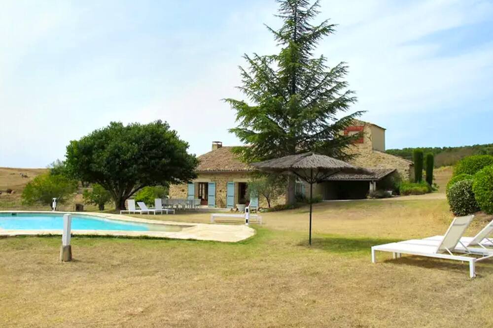 Photo of Outdoor in Saint Maime