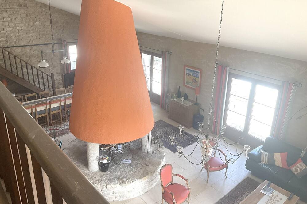 Photo of Livingroom in Saint Maime